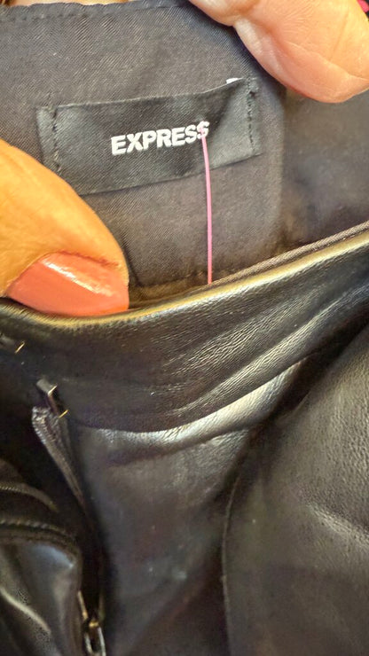 Short Faux Leather Barrel Pants