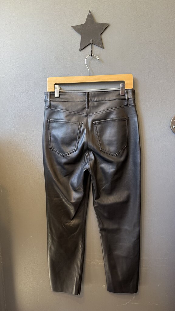 Short 90s Skinny Faux Leather Pants