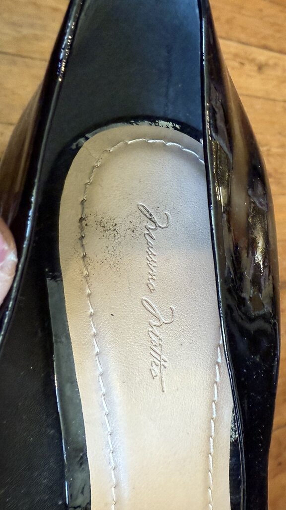 Patent Pointed Pumps