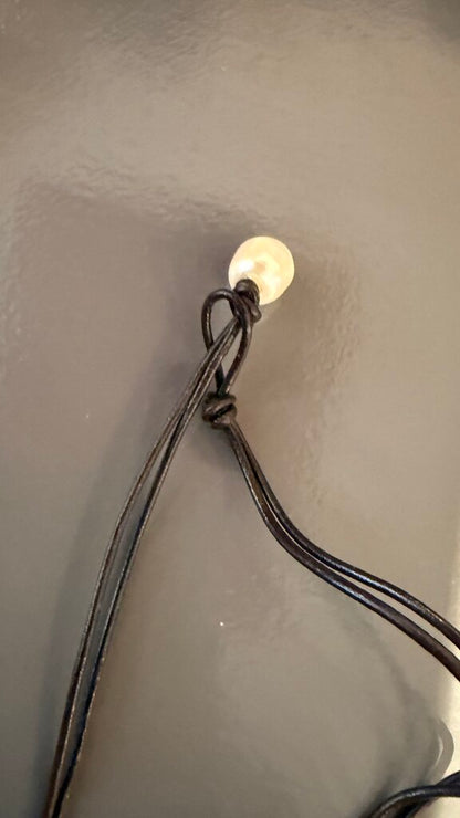 Freshwater Pearl Leather Necklace