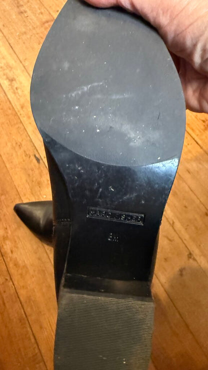 Leather Pointed Booties