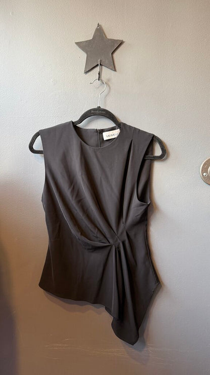 Front Gather Sleeveless Blouse