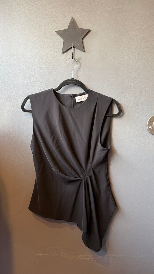 Front Gather Sleeveless Blouse