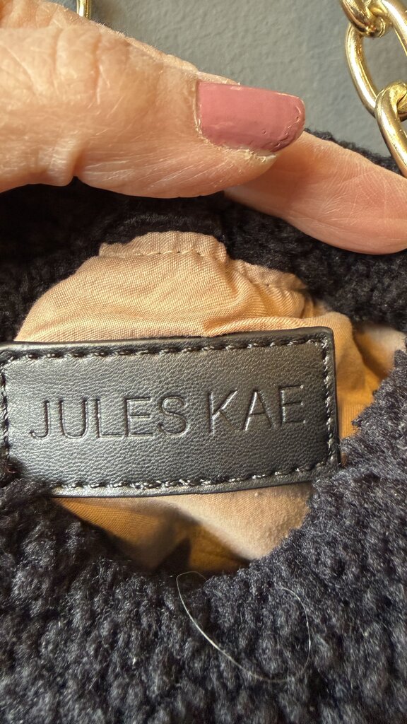 Sherpa Chain Clutch