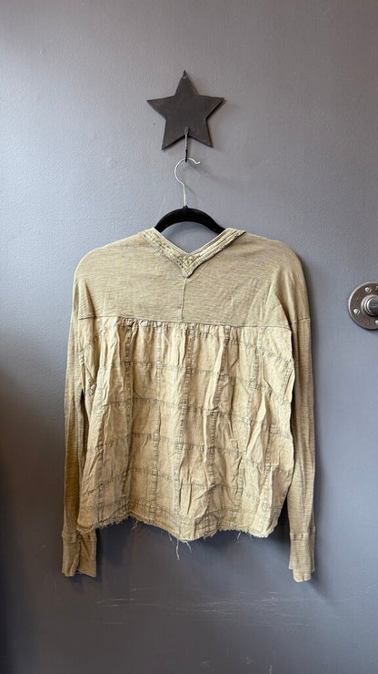 Henley Raw Edge Longsleeve Tee