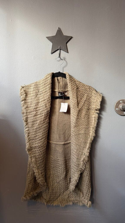 Fur Trim Knit Vest