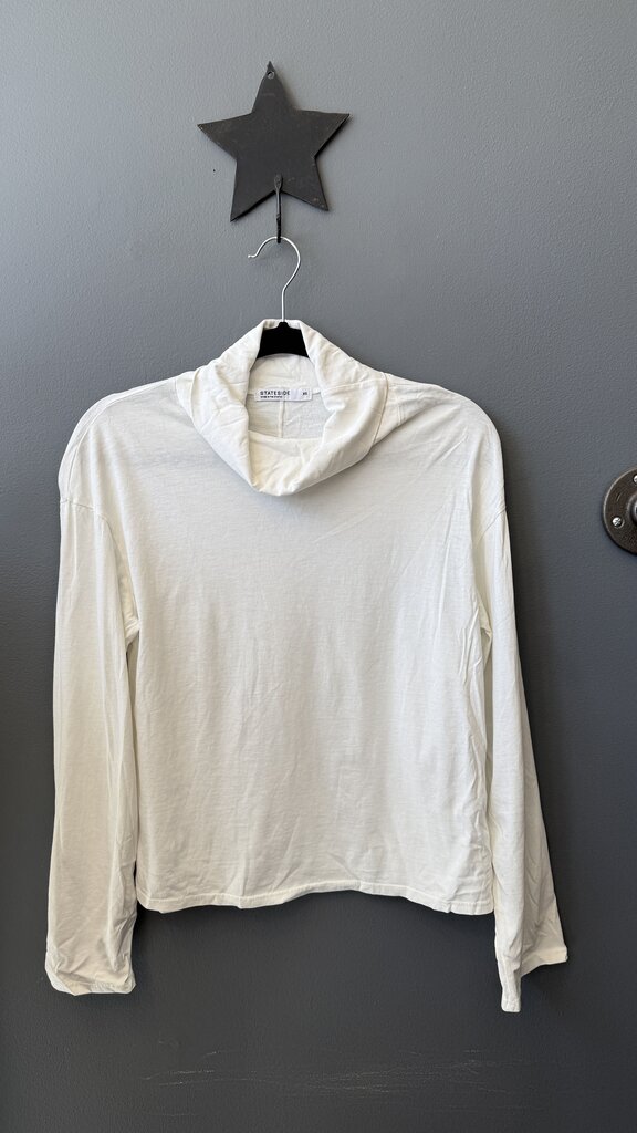 Boxy Funnelneck Longsleeve TShirt