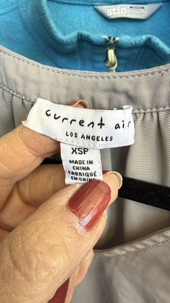 Petite Pleat Shoulder Blouse