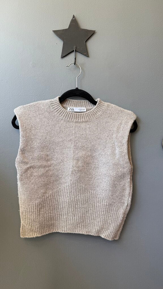 Ribbed Hem Sweater Vest