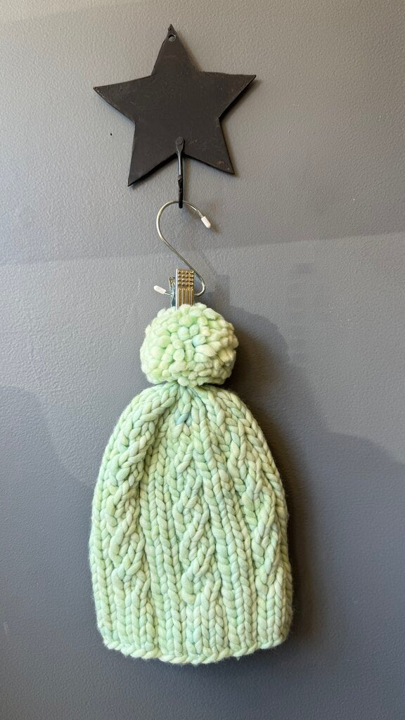 Chunky Knit Pom Pom Hat