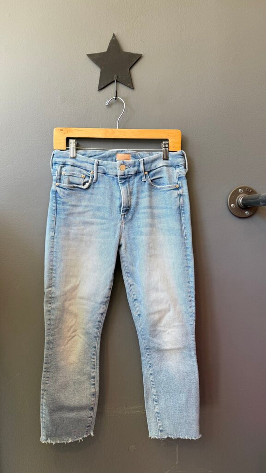 The Looker Ankle Fray Jeans