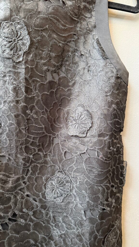 Lace Applique Sleeveless Top