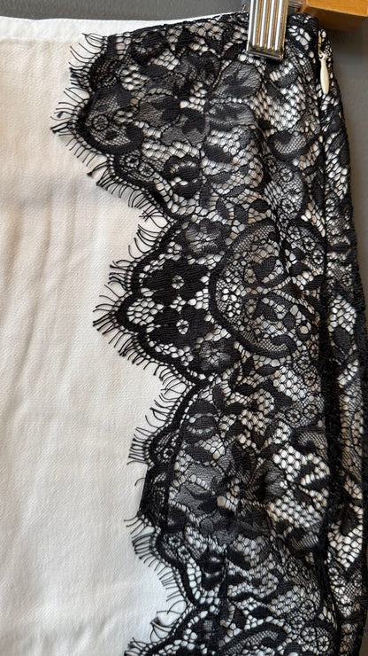 Lace Trim Satin Pencil Skirt