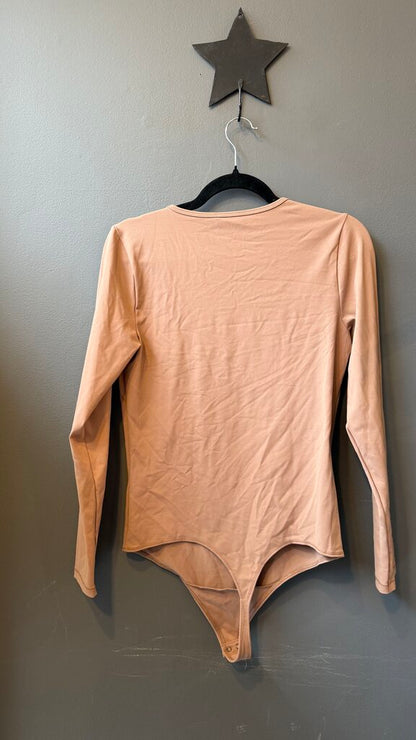 Scoopneck Bodysuit
