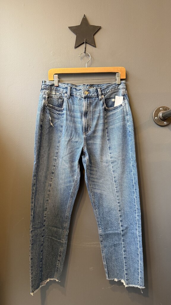 Center Seam Mom Jeans