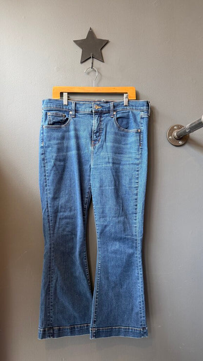 Carson Ankle Flare Jeans