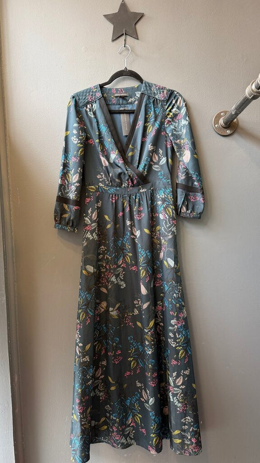 Sleeve Botanical Maxi Dress