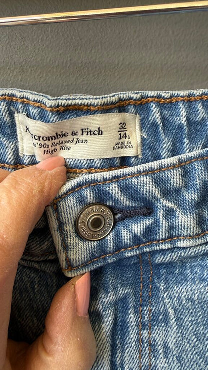 90s Relaxed HR Curve Love Jeans