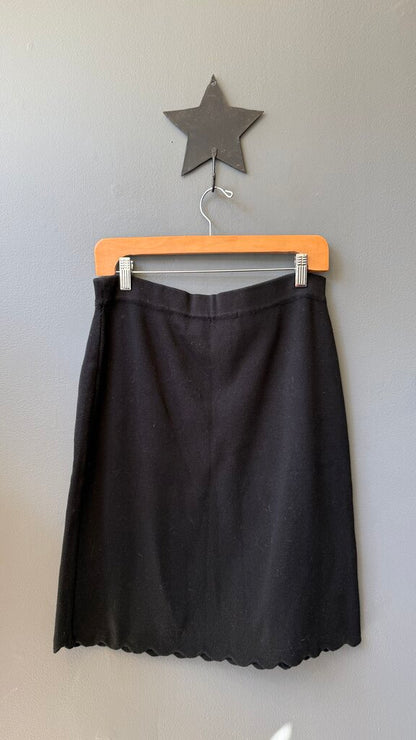 Scallop Hem Sweater Knit Skirt