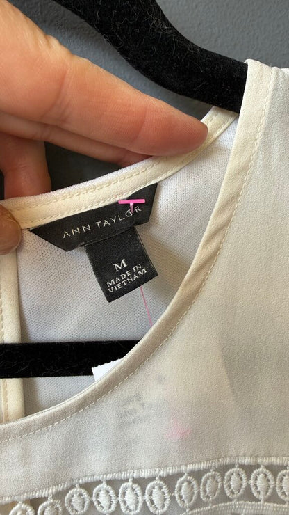 Eyelet Inlay Tank