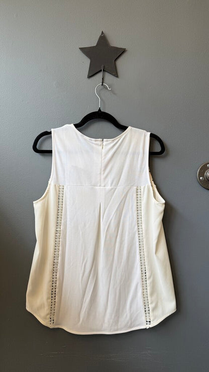 Eyelet Inlay Tank