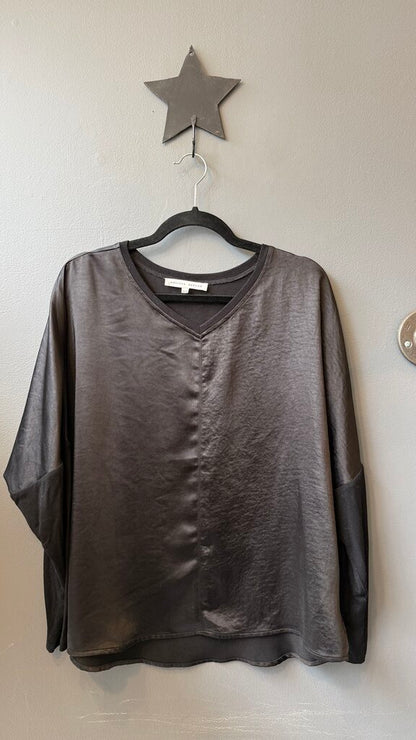 Satin Cindy Longsleeve Top