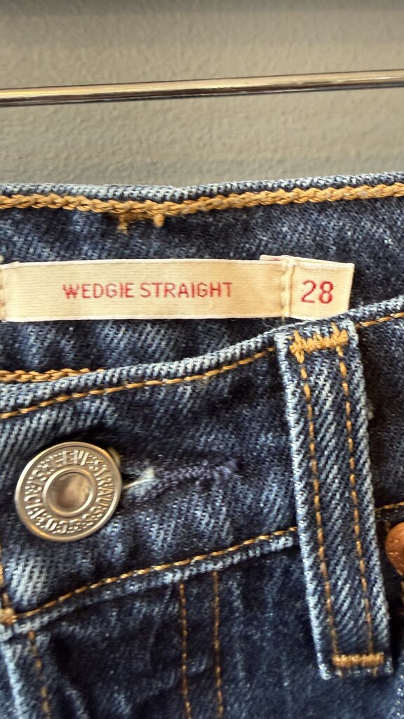 Wedgie Straight Jeans