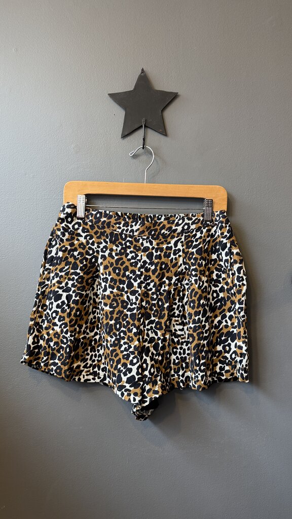 Leopard Pull On Shorts