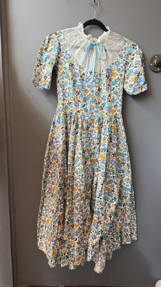 Vintage Floral Maxi Dress