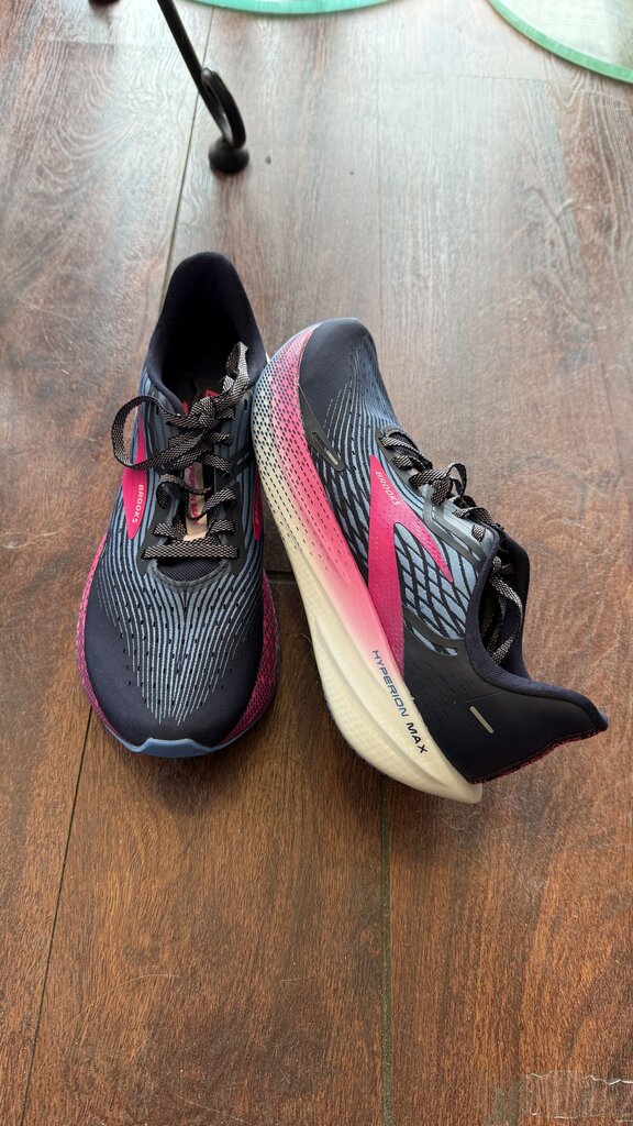 Hyperion Max Sneakers