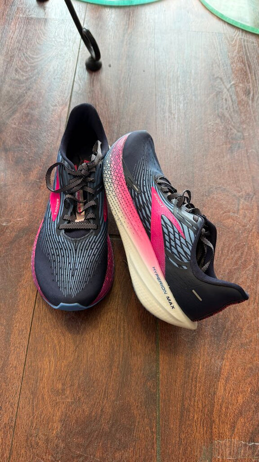 Hyperion Max Sneakers