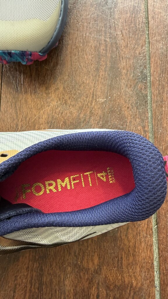 PWR Run Peregrine 12 Sneakers