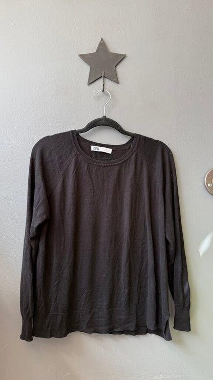 Light Weight Black Sweater