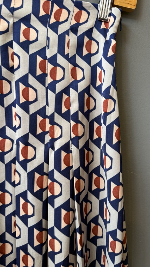 Asymmetrical Pleat Geometric Midi Skirt