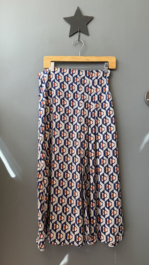 Asymmetrical Pleat Geometric Midi Skirt