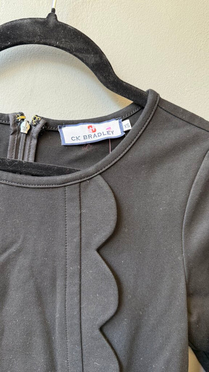 Scallop Front Ponte Top