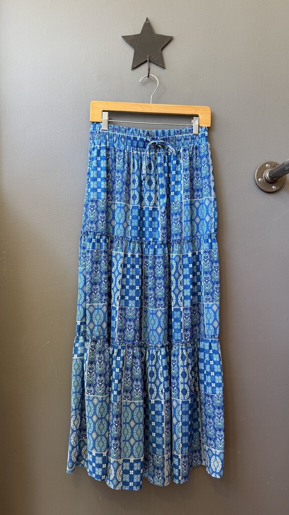Tiered Patch Print Maxi Skirt