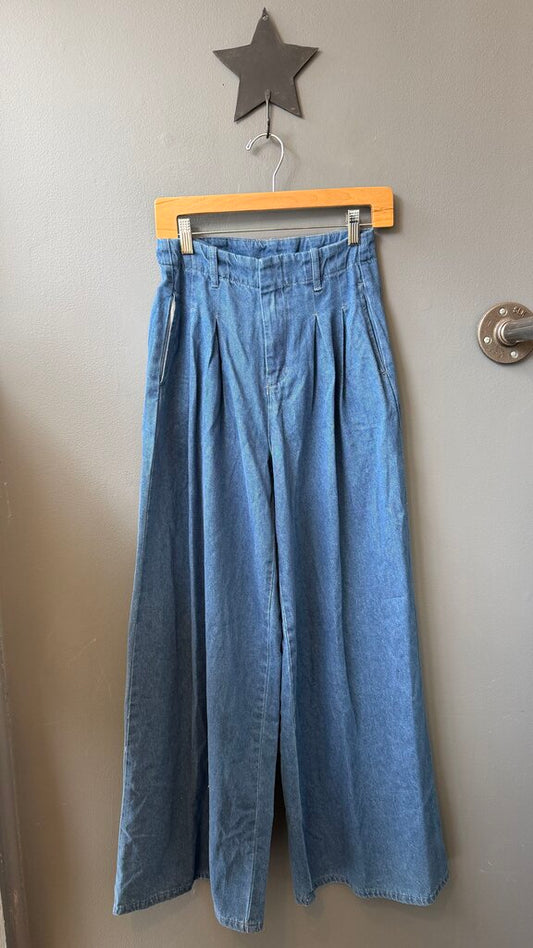 Super Wide Leg Jeans