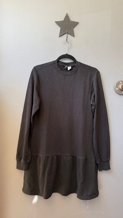 Sweatshirt Ruffle Dress