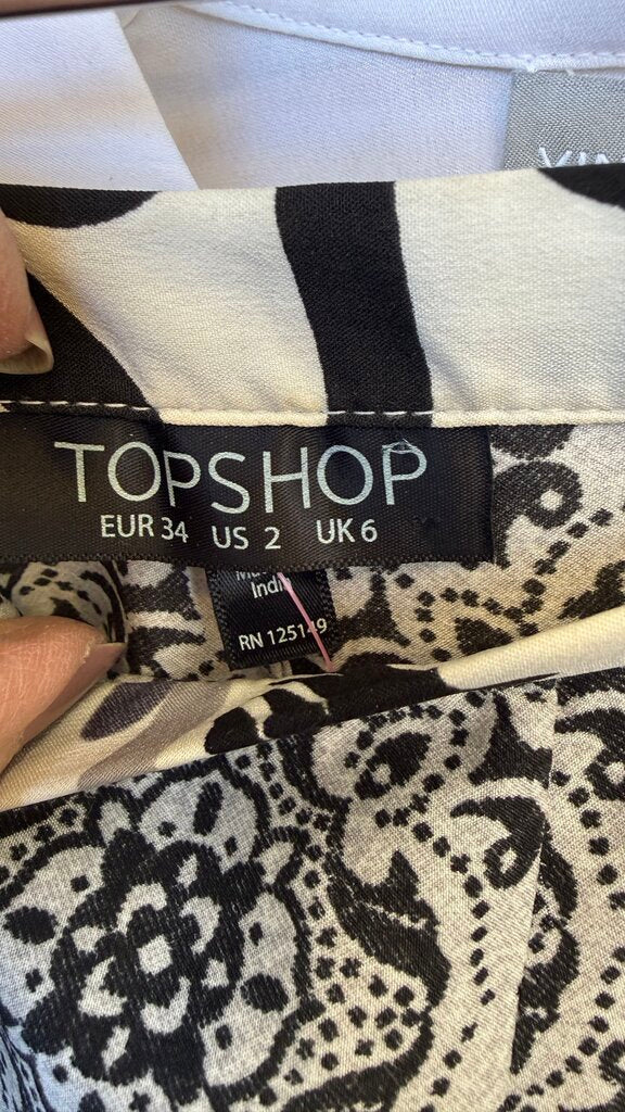 Printed Wide Leg Crop Pants
