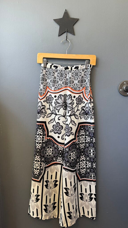 Printed Wide Leg Crop Pants