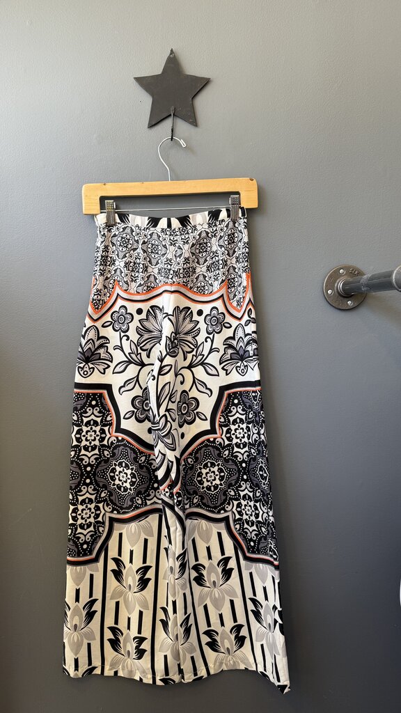Printed Wide Leg Crop Pants