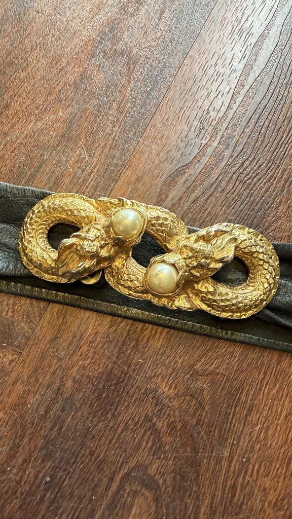 Vintage Dragon Pearl Buckle Leather Belt