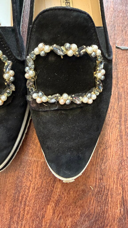 Pearl Rhinestone Buckle Pointed Sneaker Flats