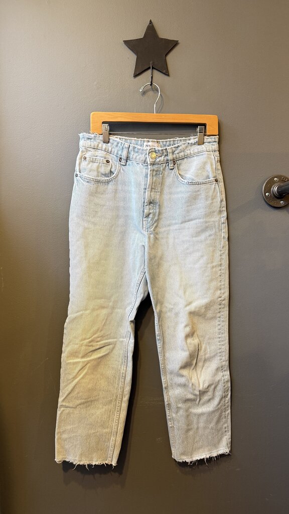 Straight Leg High Rise Jeans