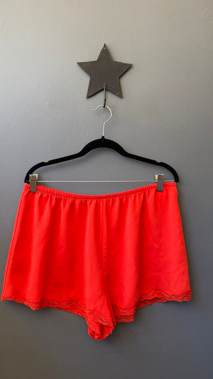 Lace Hem Pull On Shorts
