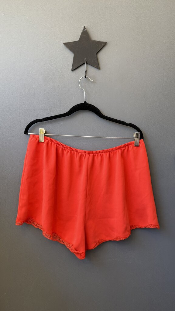 Lace Hem Pull On Shorts