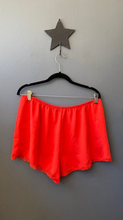 Lace Hem Pull On Shorts