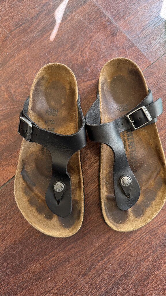 Gizeh Molded Footbed Sandals