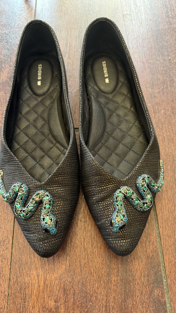 Snake Pointed Toe Flats